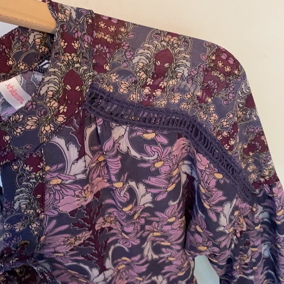 Xhilaration Floral Long Sleeve Peplum Boho Top, Size Medium - Picture 10 of 12